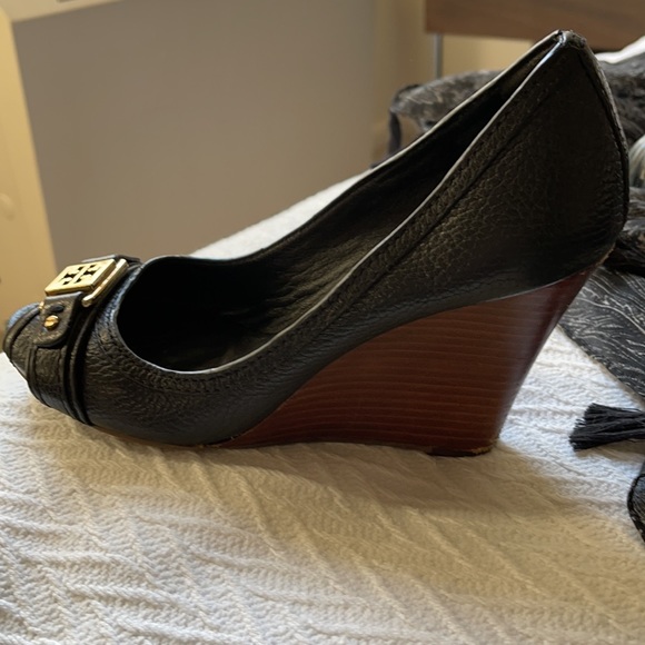 Tory Burch Wedge - Picture 3 of 9